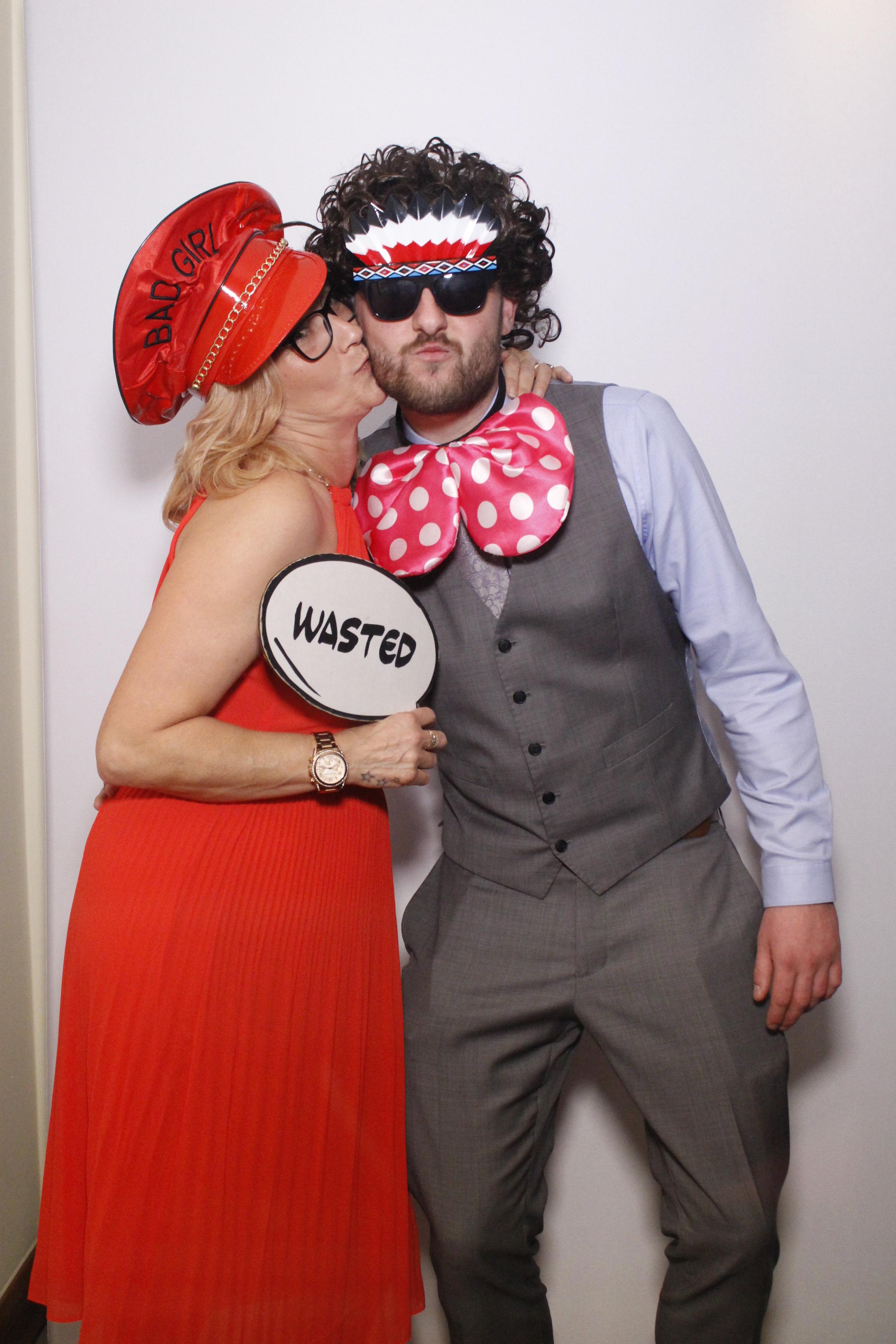 Luke & Emily's Wedding | View more photos from the event at gallery.myphotoboothexperience.co.uk/u/MyPhotoBoothExperienceLtd/Luke-Emilys-Wedding